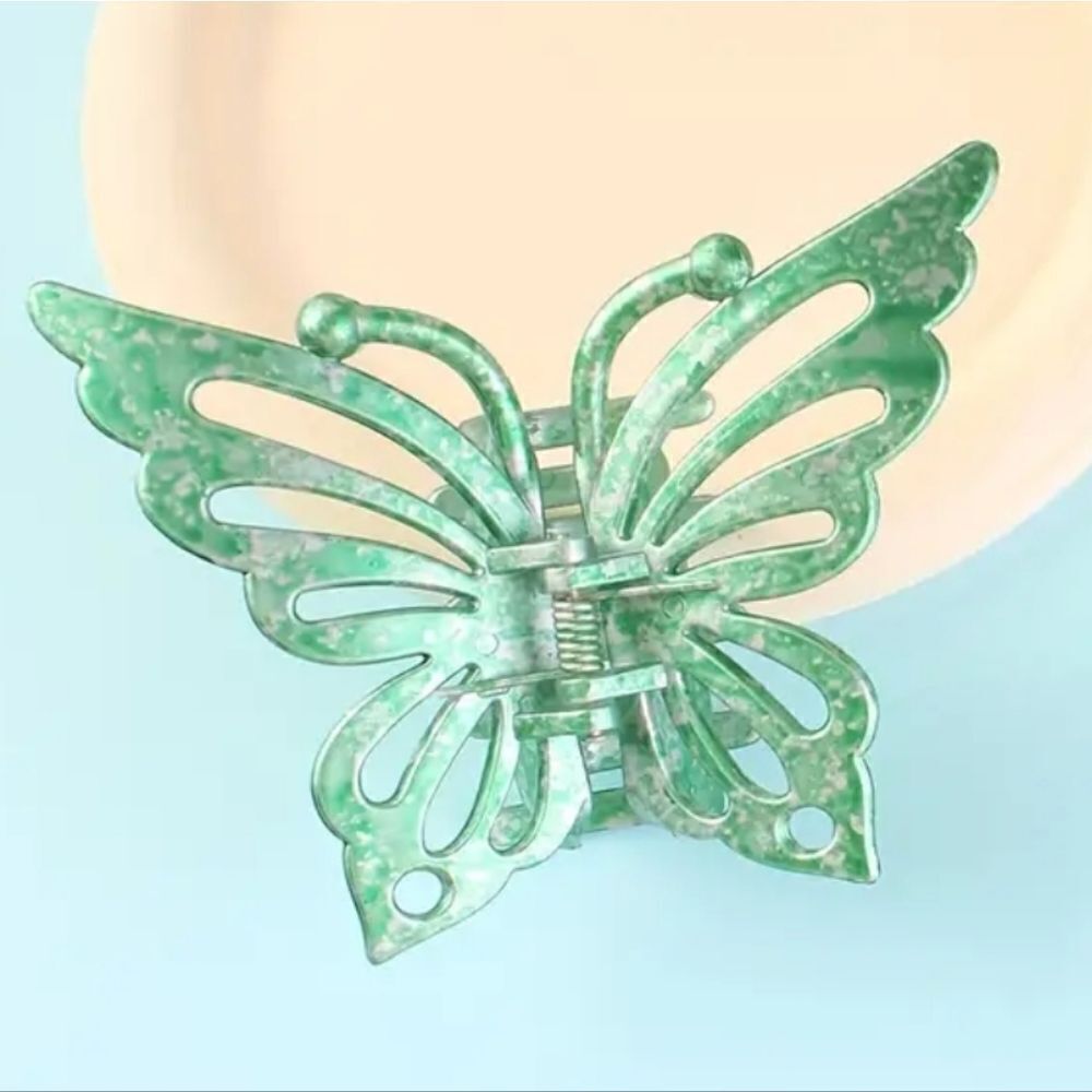 Butterfly hair claw clip